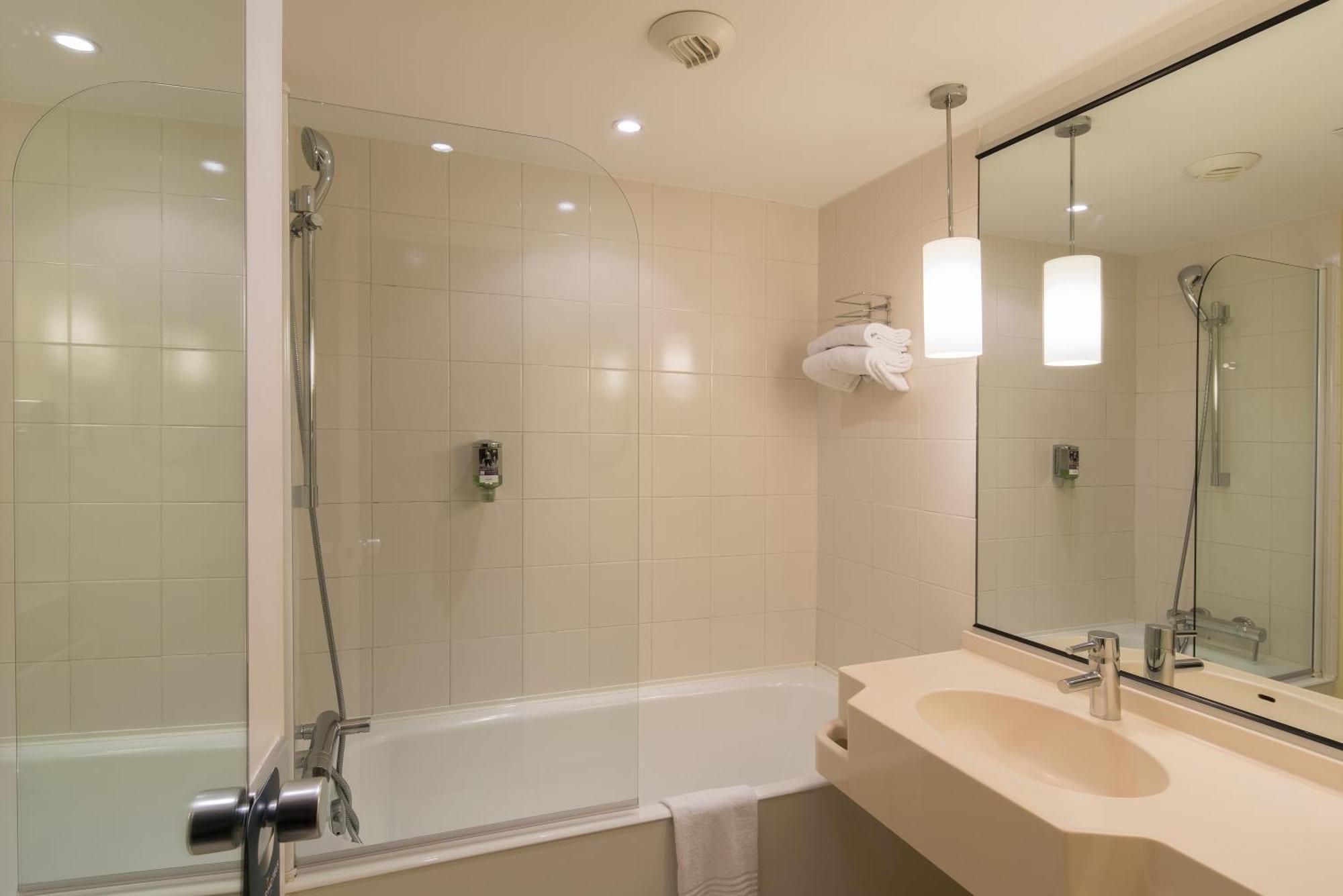 Mercure Antibes Sophia Antipolis 4*