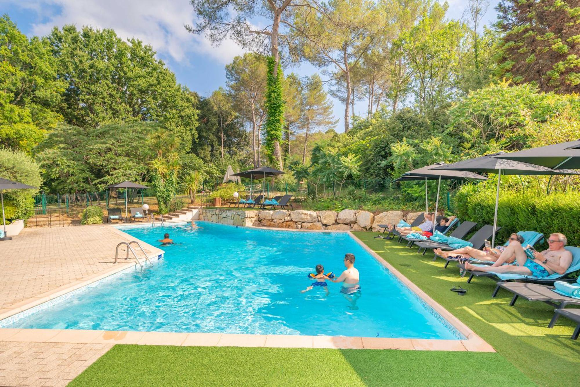 Mercure Antibes Sophia Antipolis 4*