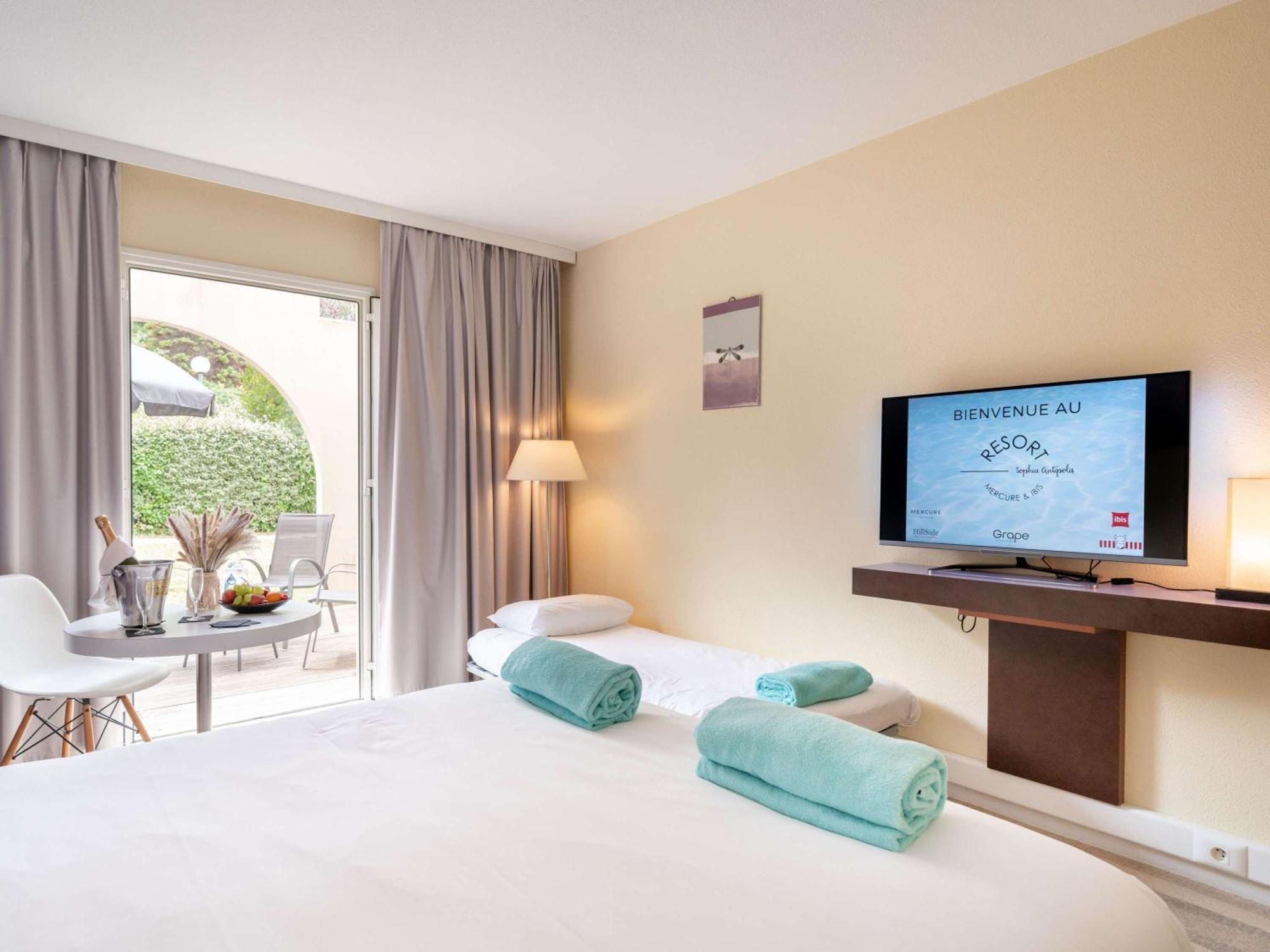 Hotel Mercure Antibes Sophia Antipolis 4*