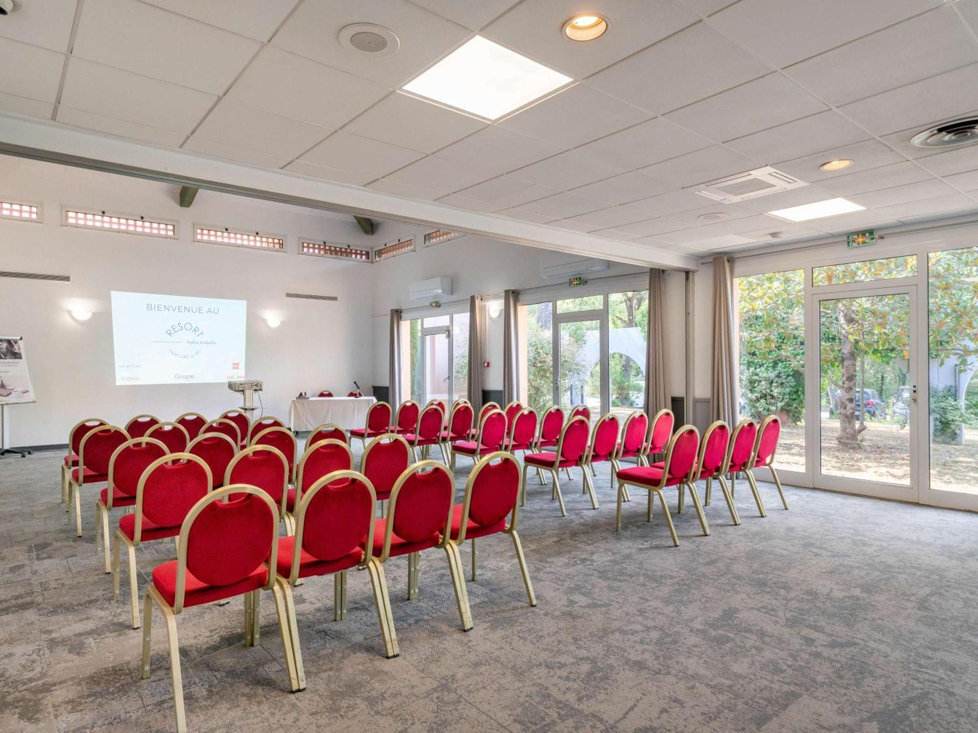 Mercure Antibes Sophia Antipolis 4* Valbonne