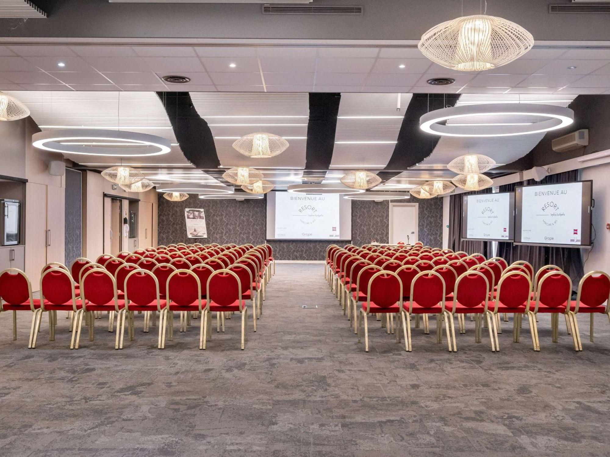 Mercure Antibes Sophia Antipolis 4* Valbonne